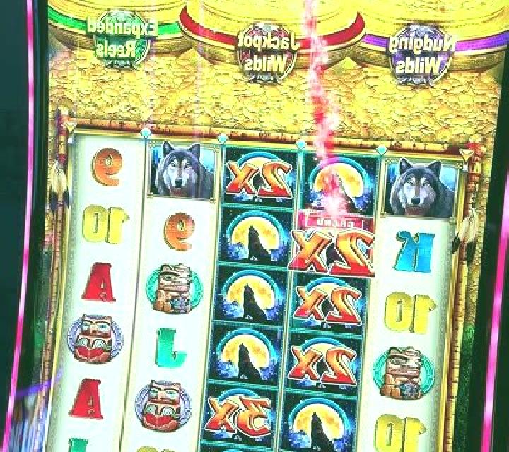 Wolf Run Wild Moon slot