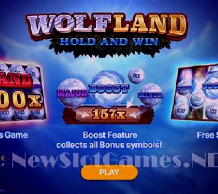 Wolf Storm: Hold & Win online slot
