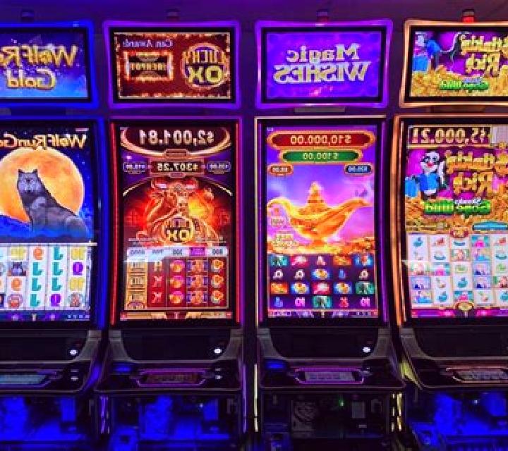 Wolf s Moon 2 slot machine