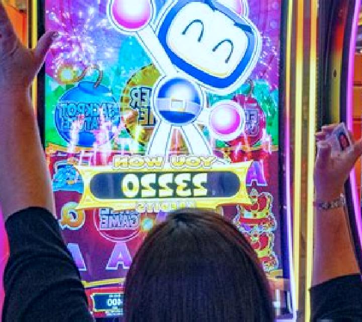 X-Bomber slot game