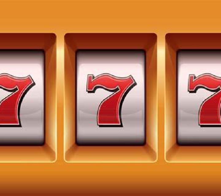 x777 Roulette slot