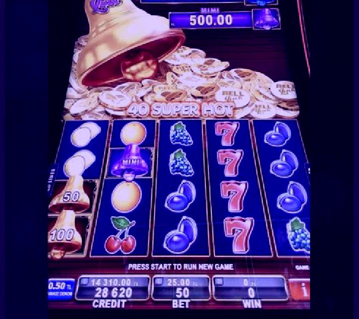 Zoom slot machine